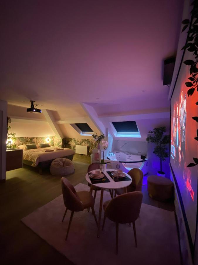 Capsule Color Deluxe Balneo I Ecran Home Cinema I Console De Jeux Trith-Saint-Leger Bagian luar foto